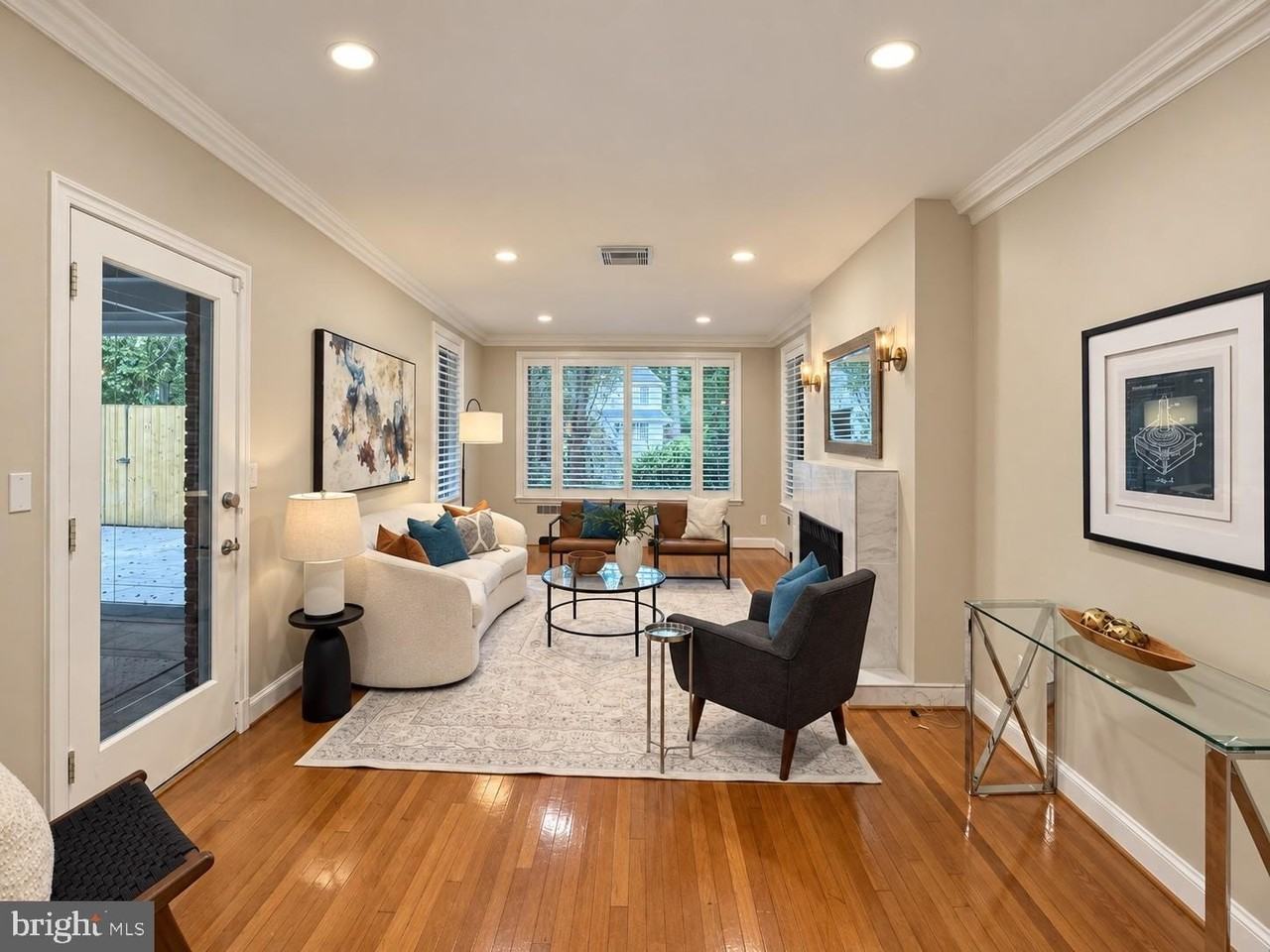 4335 Blagden Ave Nw - Photo 7 of 38