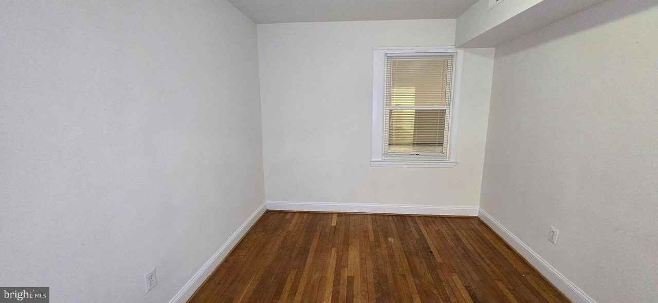 1516 F St Ne #3 - Photo 7 of 14