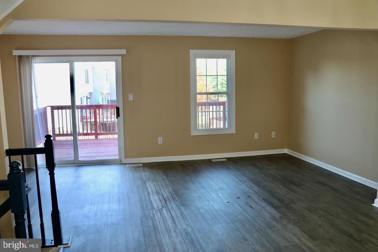 700 Dayspring Dr - Photo 6 of 17