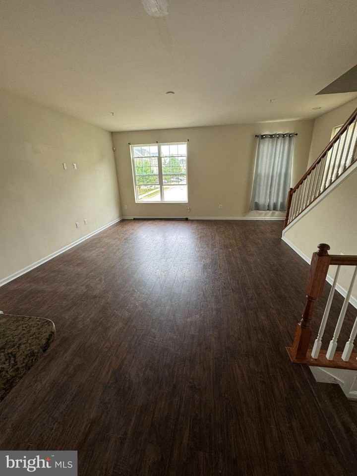 7478 Tanyard Knoll Ln - Photo 2 of 43