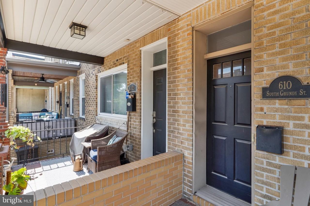 610 Grundy St - Photo 3 of 30