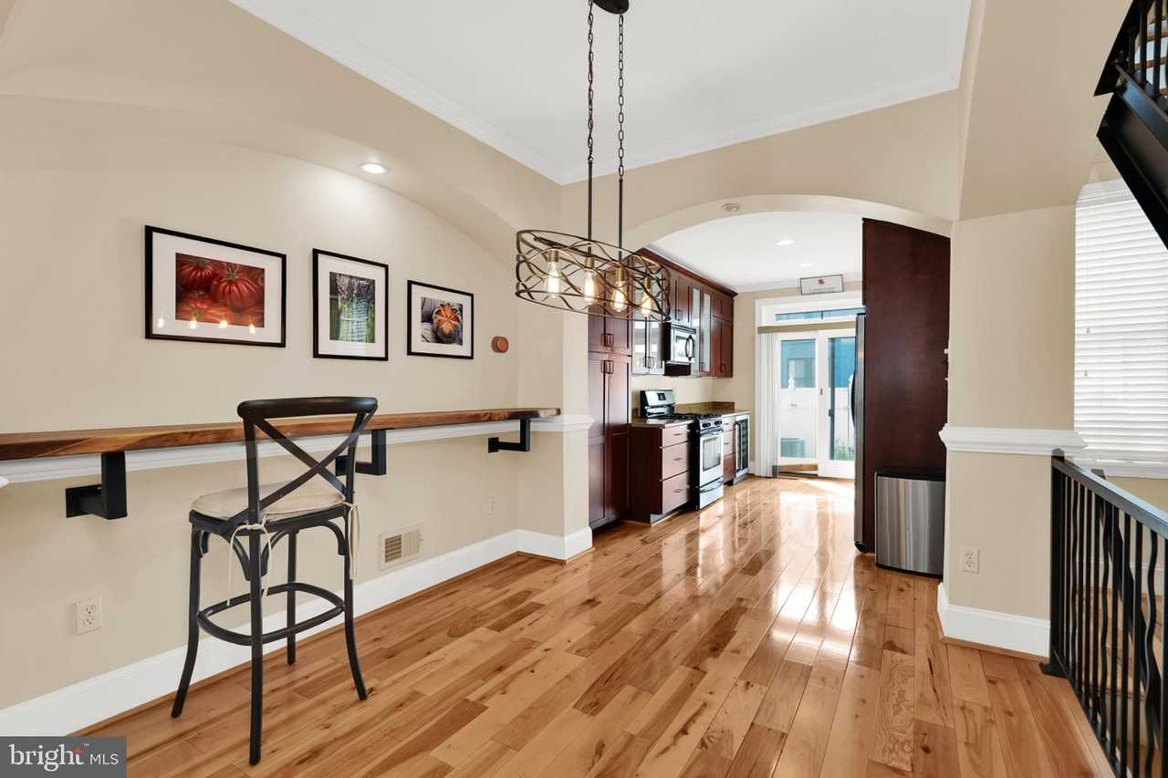 610 Grundy St - Photo 6 of 30