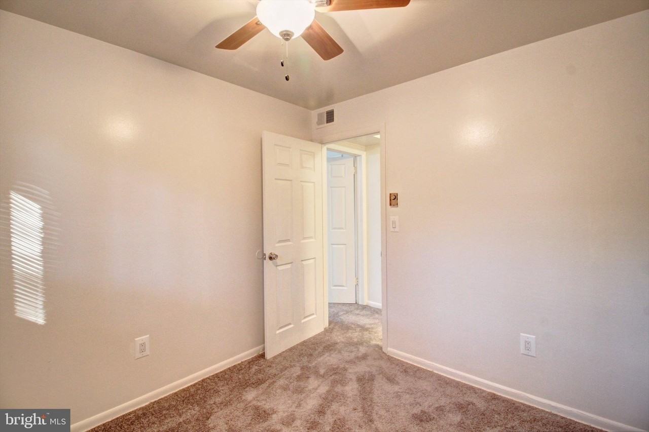 9 E 15th St #21 - Photo 7 of 11