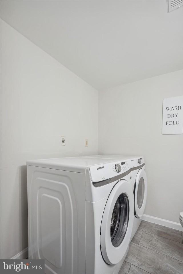 8857 Tamebird Ct #ET27 - Photo 7 of 33