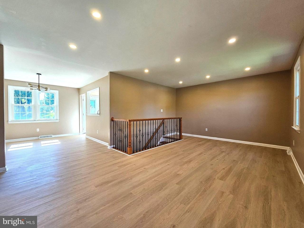 9905 Frederick Rd - Photo 7 of 39