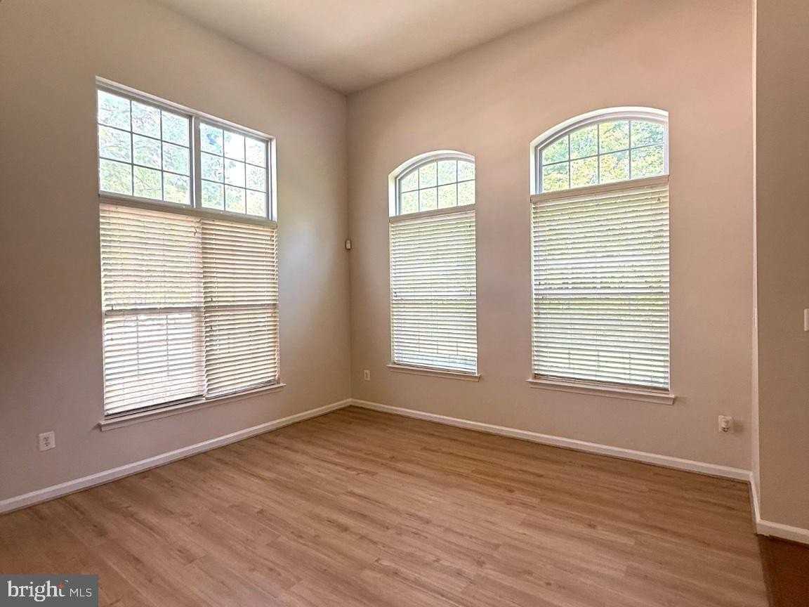 12400 ROLLYS Avenue #1501 - Photo 3 of 20