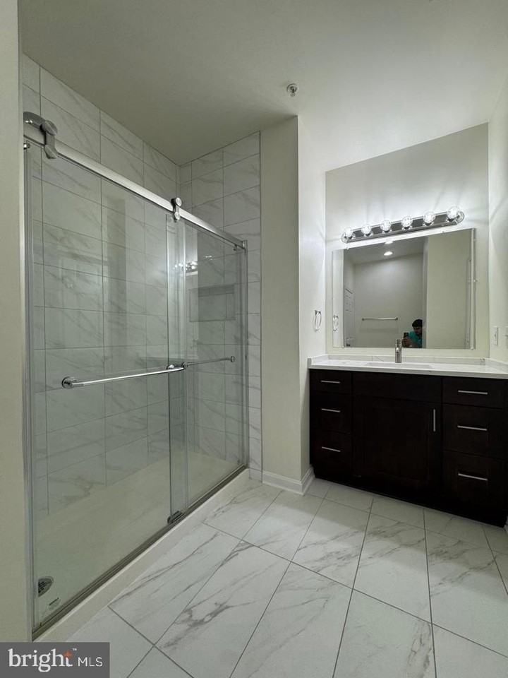 15607 Everglade Ln #B203 - Photo 7 of 11