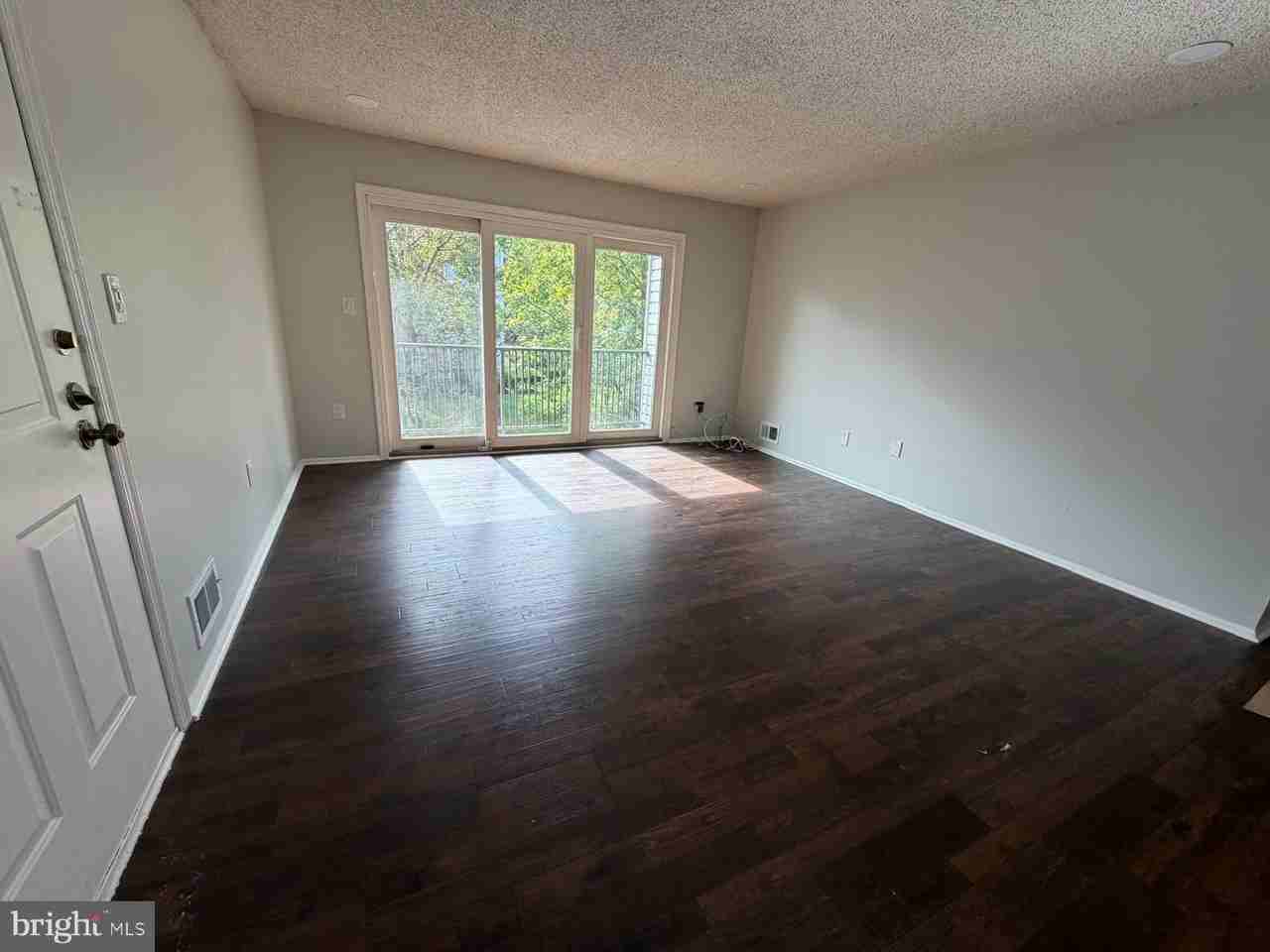 20 Kite Ct - Photo 7 of 24