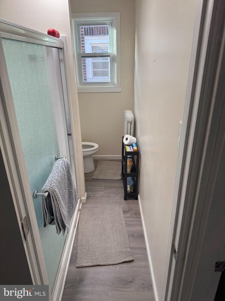 240 Roberta Ave #2 - Photo 3 of 8