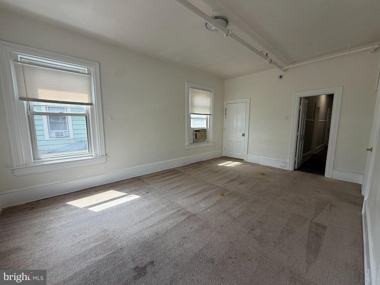 905 Swede St #3 - Photo 7 of 19