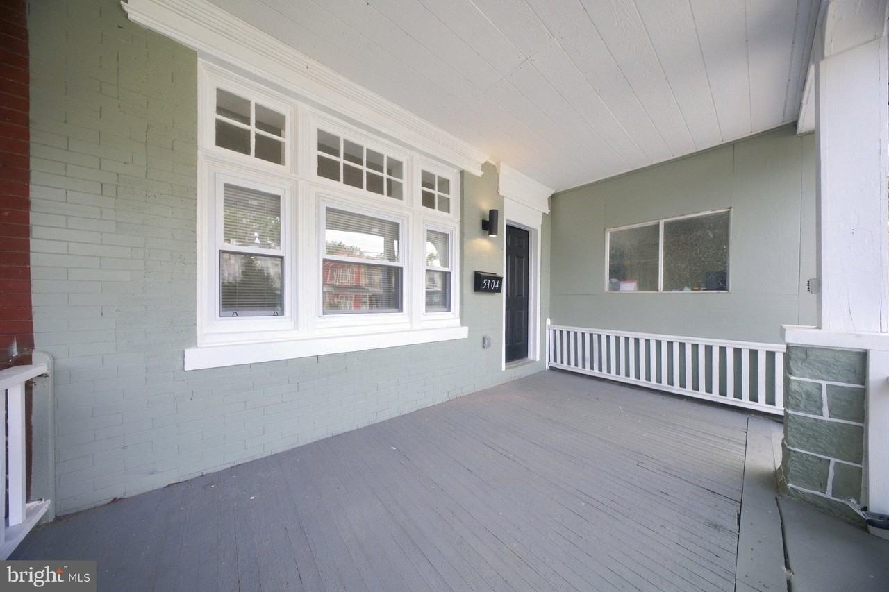 5104 Warrington Ave - Photo 3 of 44