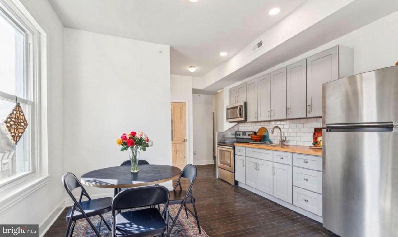 2814 W Oxford St #3 - Photo 5 of 17