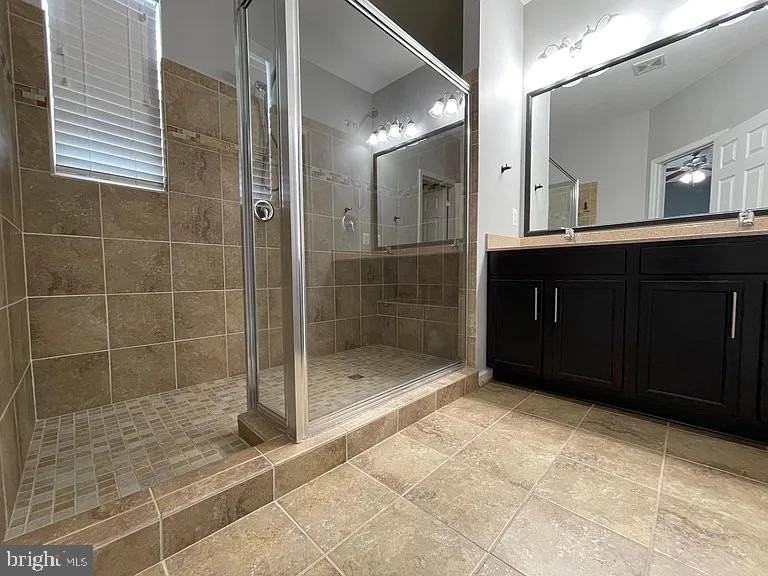 119 Kingsley Dr - Photo 2 of 6