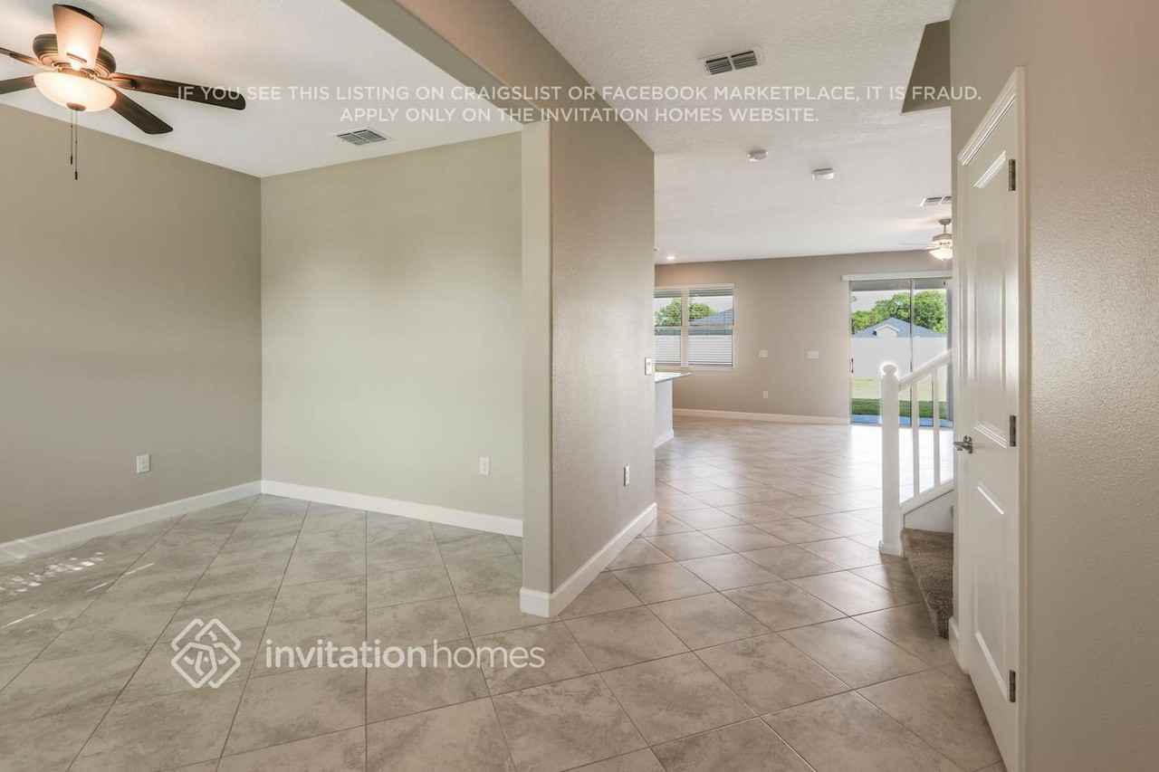 11445 Chilly Water Ct - Photo 4 of 36