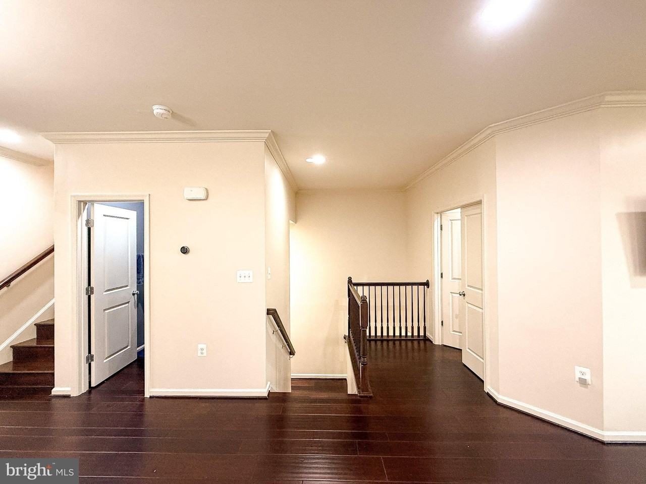 23687 Sailfish Sq - Photo 4 of 40