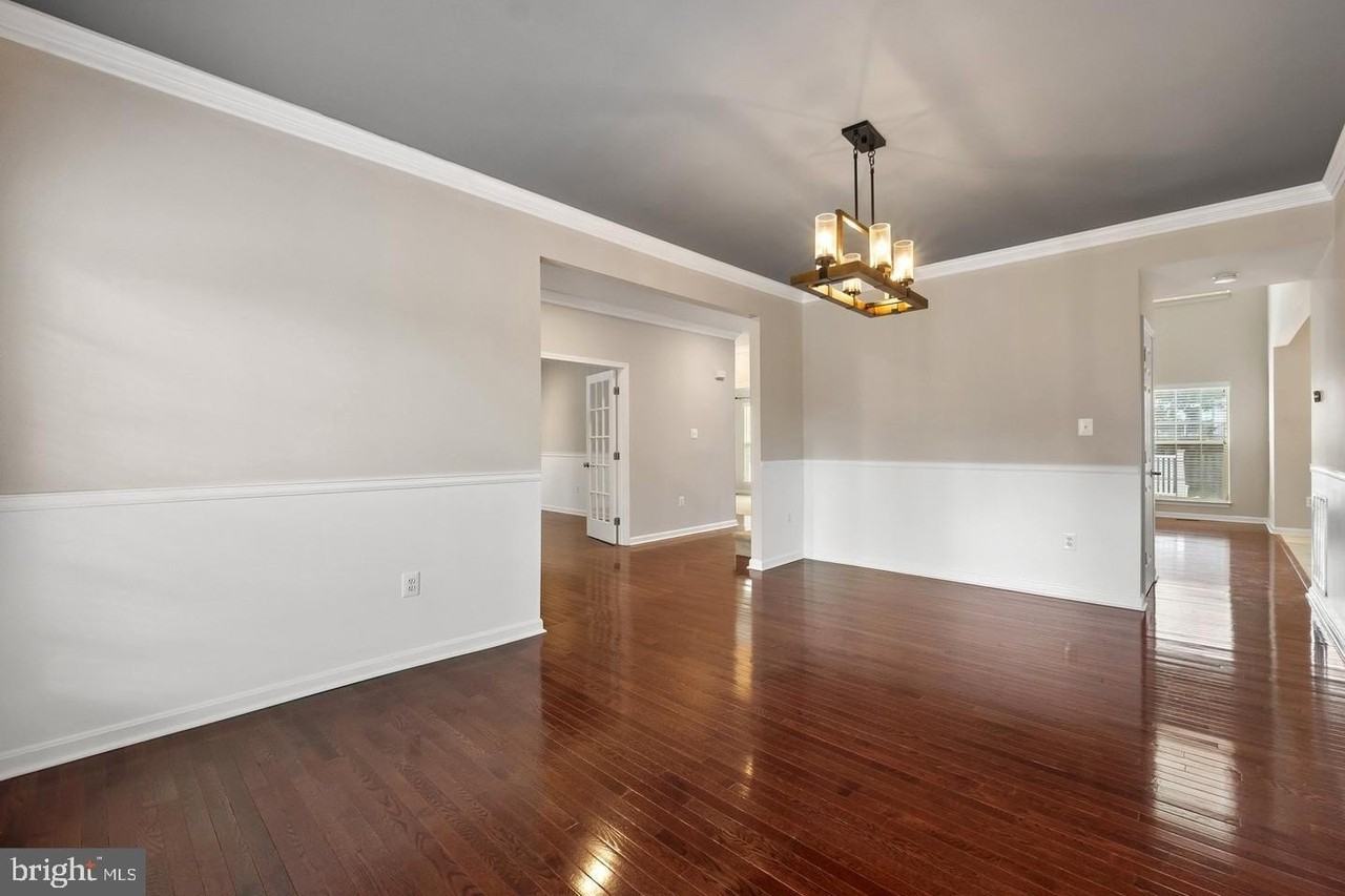 12257 Sherborne St - Photo 7 of 42