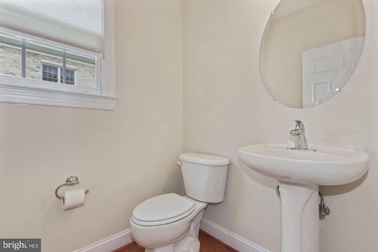 8409 Link Hills Loop - Photo 7 of 38