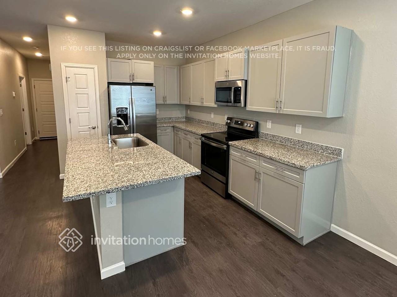 1867 S Elk Way - Photo 4 of 29