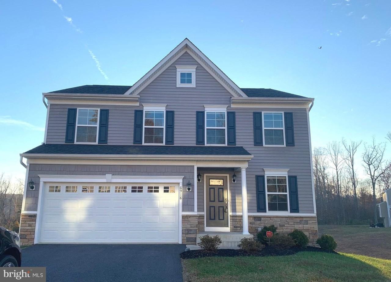 6918 Lunette Ln - Photo 2 of 15
