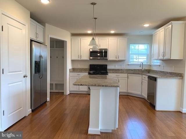 10301 Bluebird Ct - Photo 5 of 16