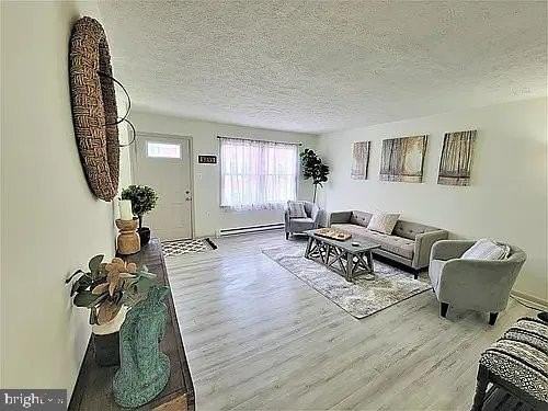 303 Gray Ave - Photo 2 of 11