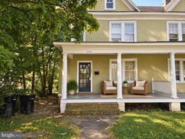 featured image of 423 National Ave