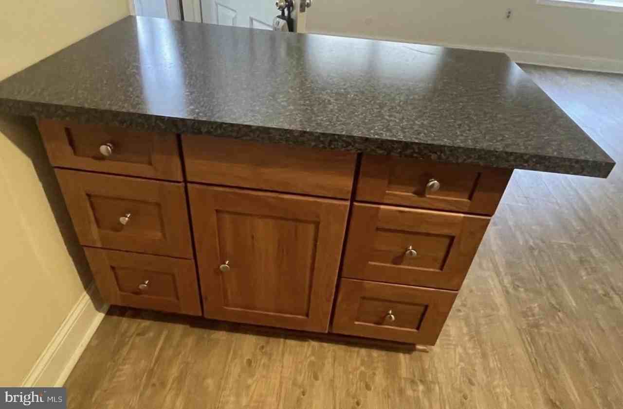 211 N Church St #1 - Photo 5 of 17
