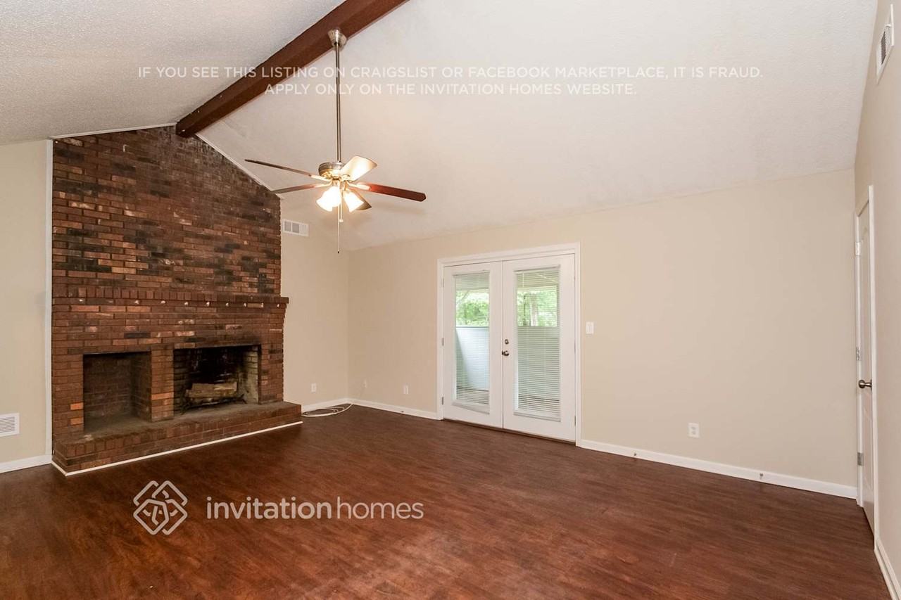 249 Busbin Rd - Photo 3 of 19