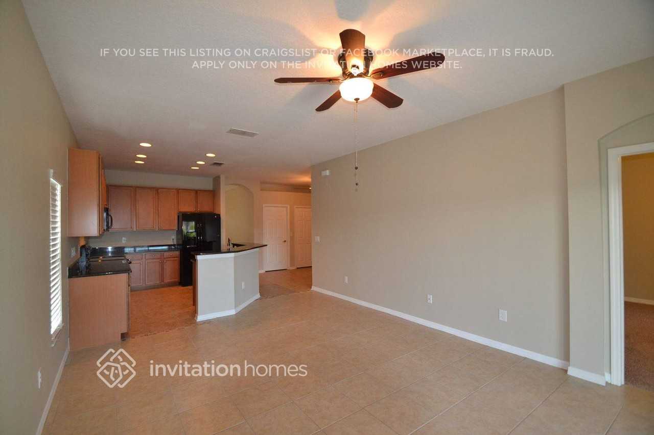 7935 113th Avenue Cir E - Photo 5 of 20