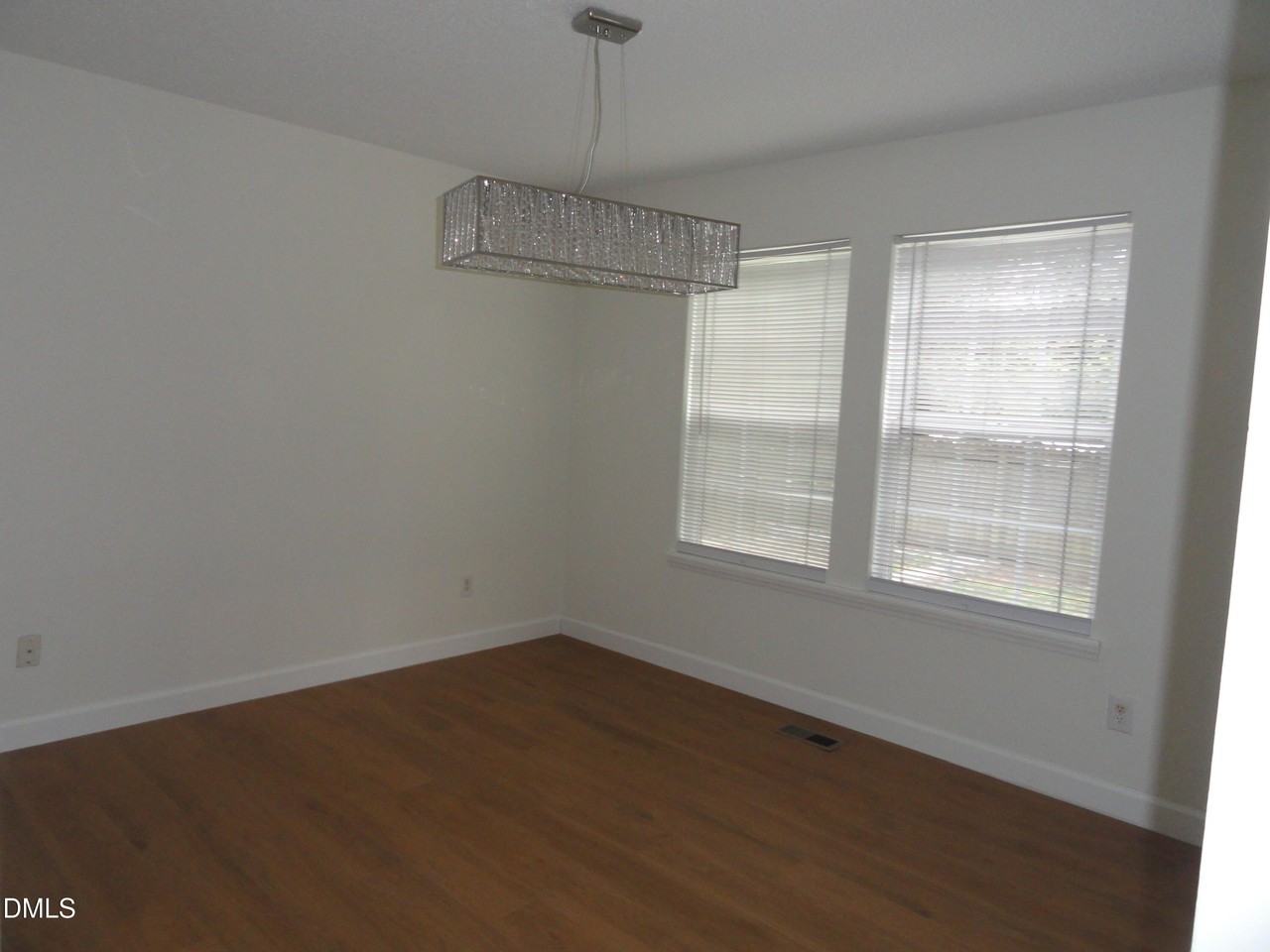 4213 Mardela Spring Dr - Photo 5 of 22