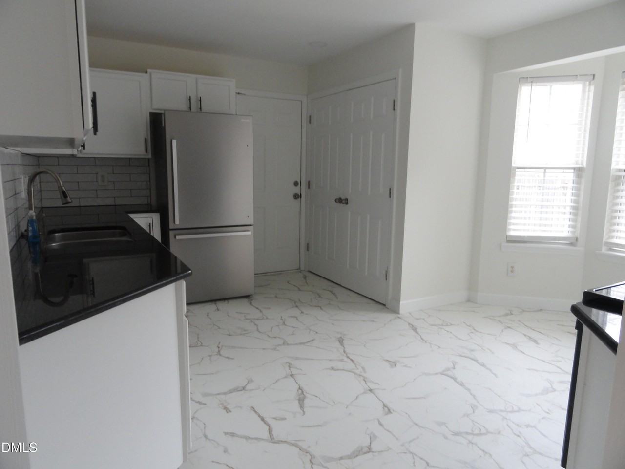 4213 Mardela Spring Dr - Photo 6 of 22