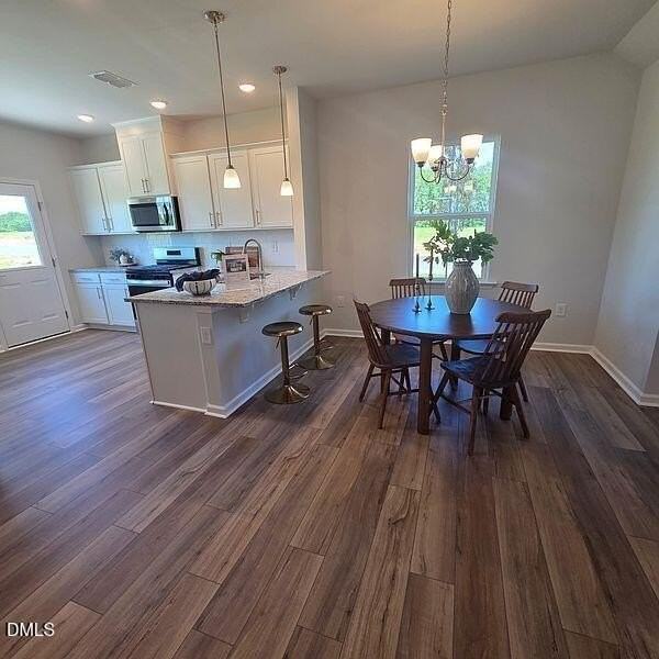 717 Branthurst Dr - Photo 3 of 11