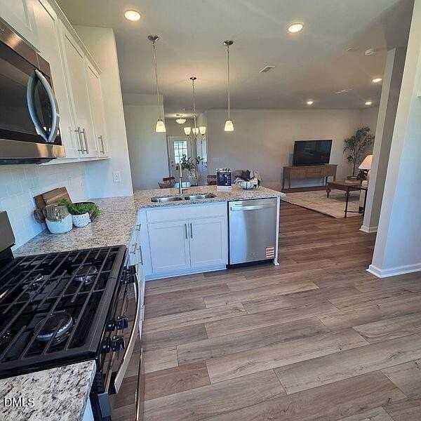 717 Branthurst Dr - Photo 6 of 11