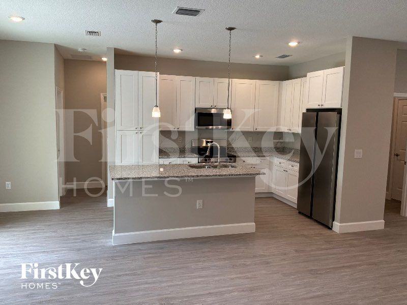 142 Ferguson St Sw - Photo 6 of 14