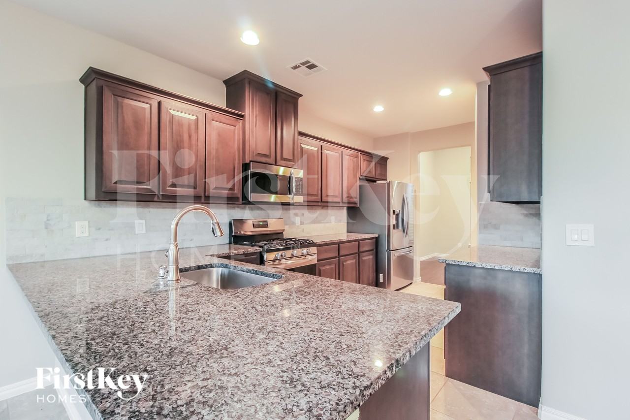 3613 Molly Drive - Photo 6 of 15