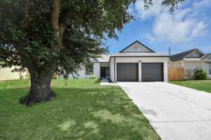featured image of 22814 Pebworth Pl