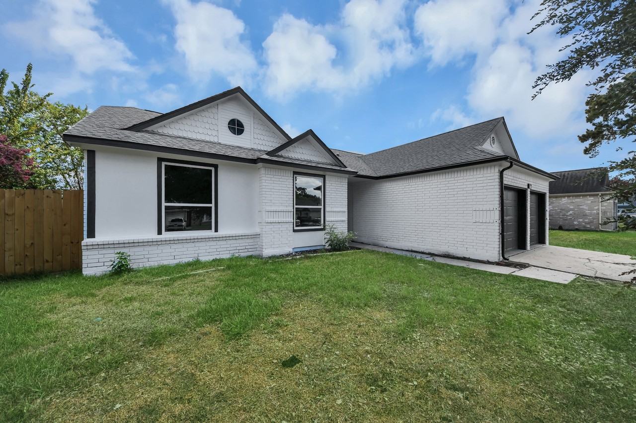 22814 Pebworth Pl - Photo 4 of 50
