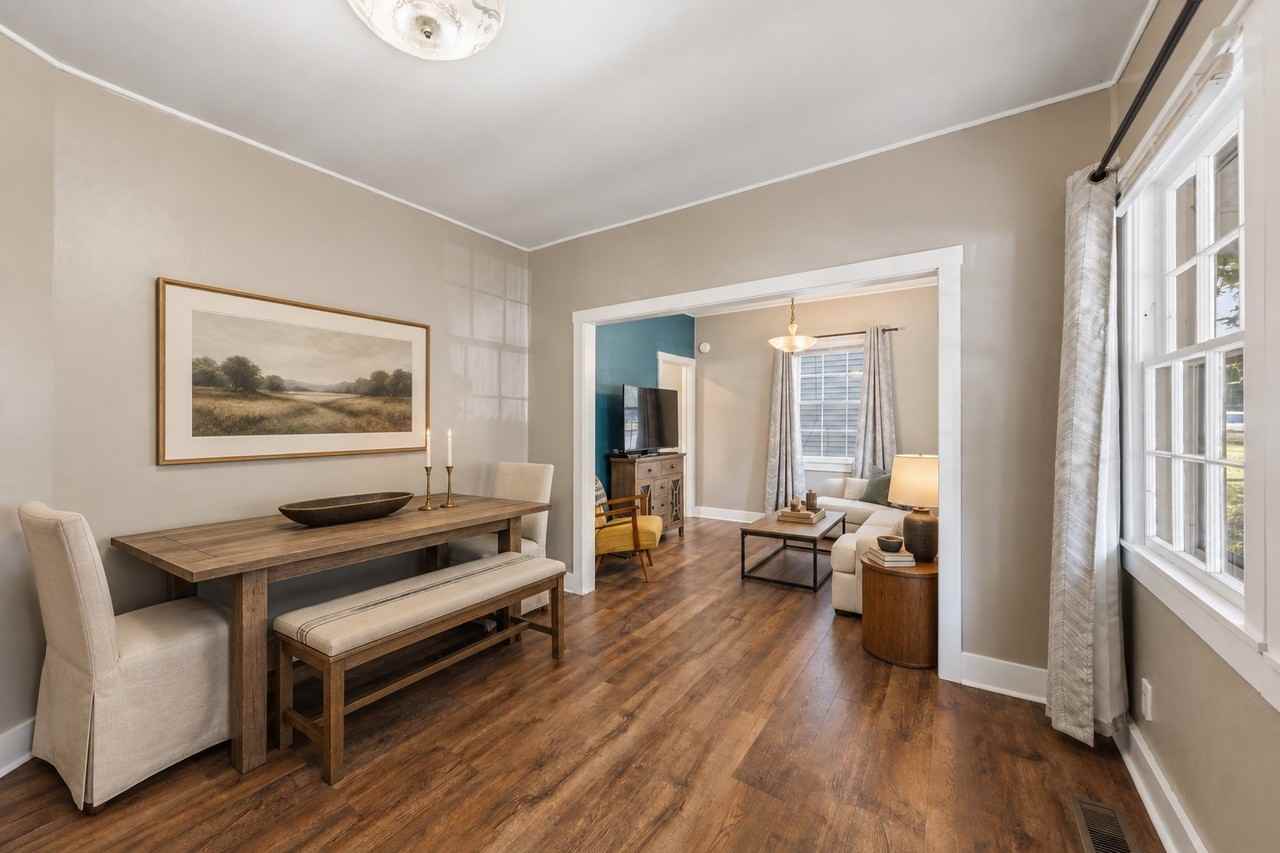 1306 Berry St - Photo 6 of 35