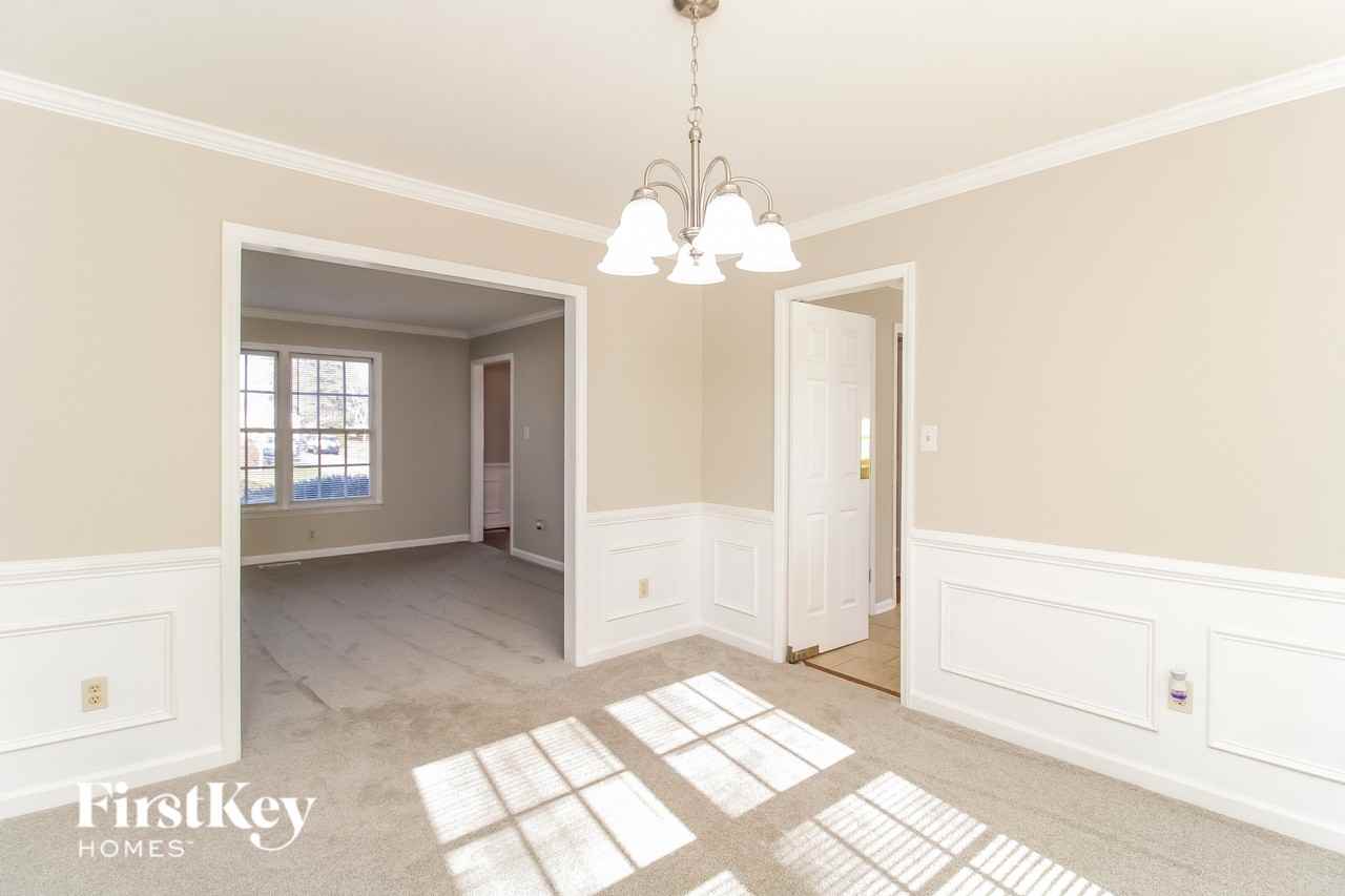 7504 Harpers Crossing Ln - Photo 5 of 15