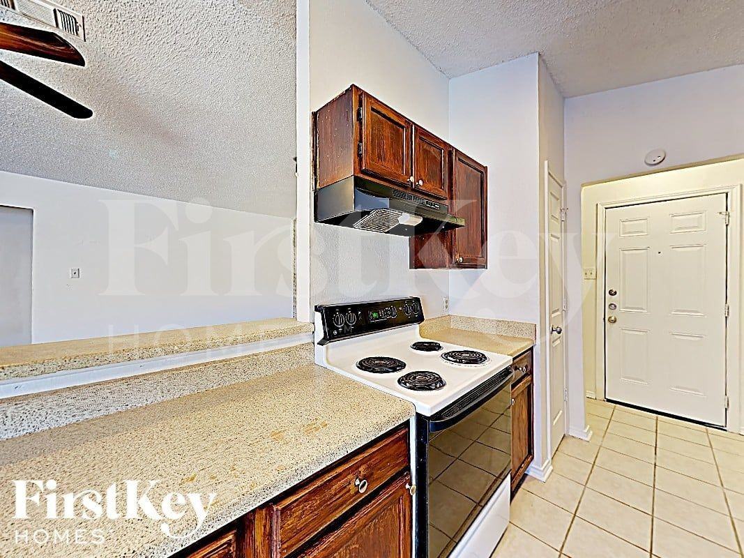 6441 Alta Vista Dr - Photo 5 of 17
