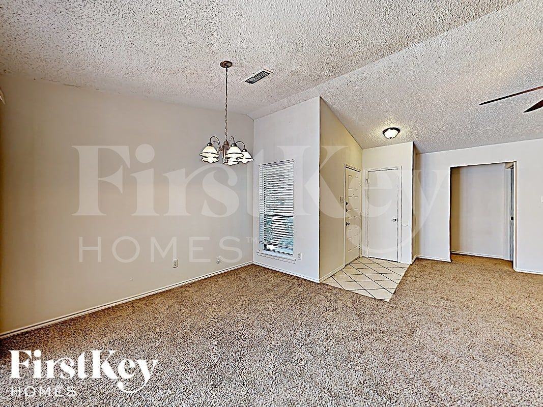 6441 Alta Vista Dr - Photo 6 of 17