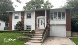 534 N Longwood Dr - Photo 1 of 1