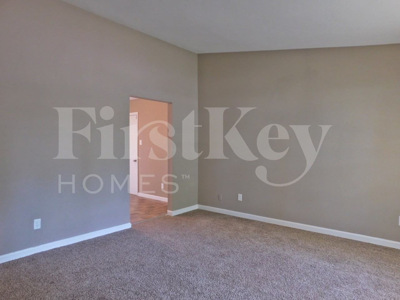 20 Gray Brooke Ln - Photo 2 of 34