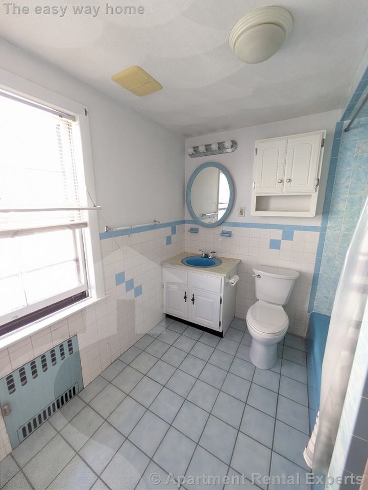92 Winchester St #2 - Photo 3 of 10