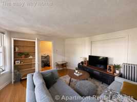 featured image of 14 Oxford St #2