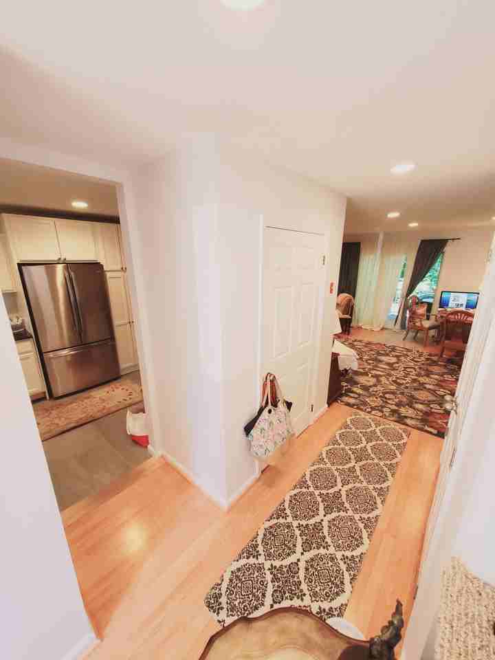 33 Talbot Ln #11 - Photo 5 of 8