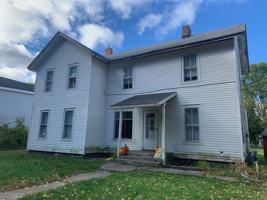 featured image of 208 Woodruff St #3