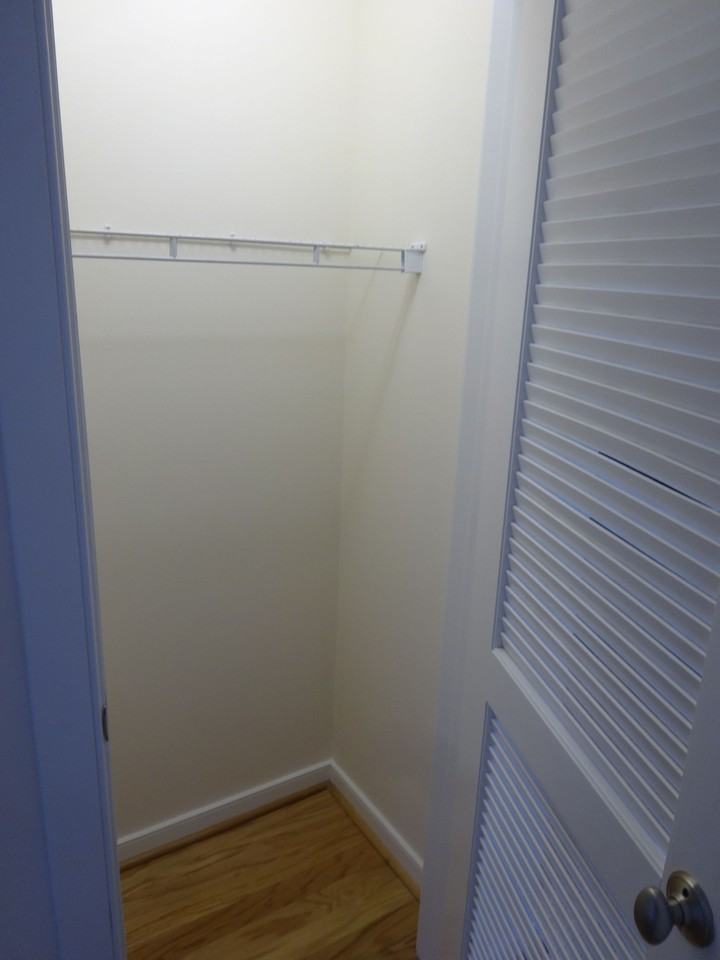 20 Livingston Ave - Photo 5 of 16
