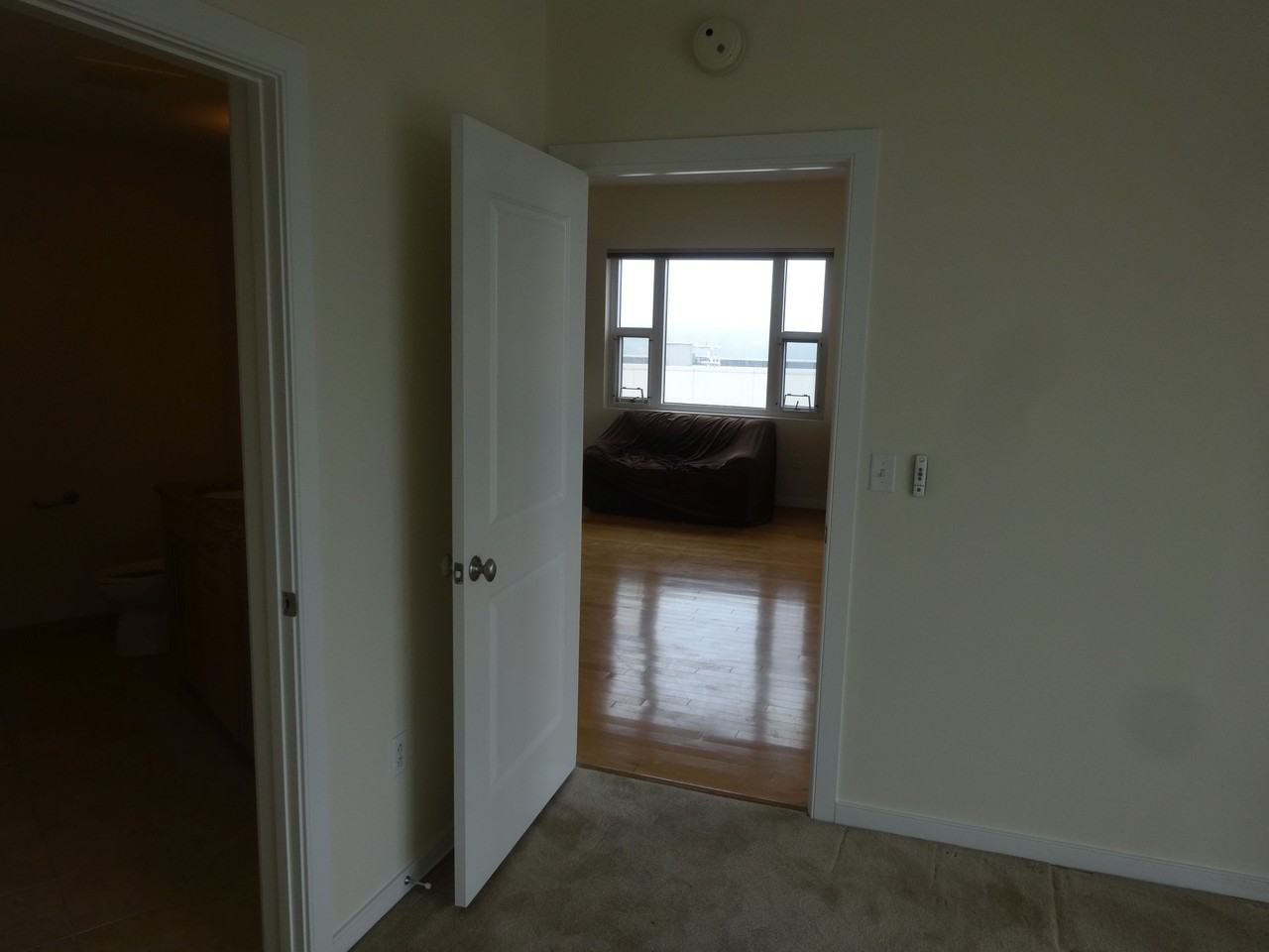 20 Livingston Ave - Photo 7 of 16