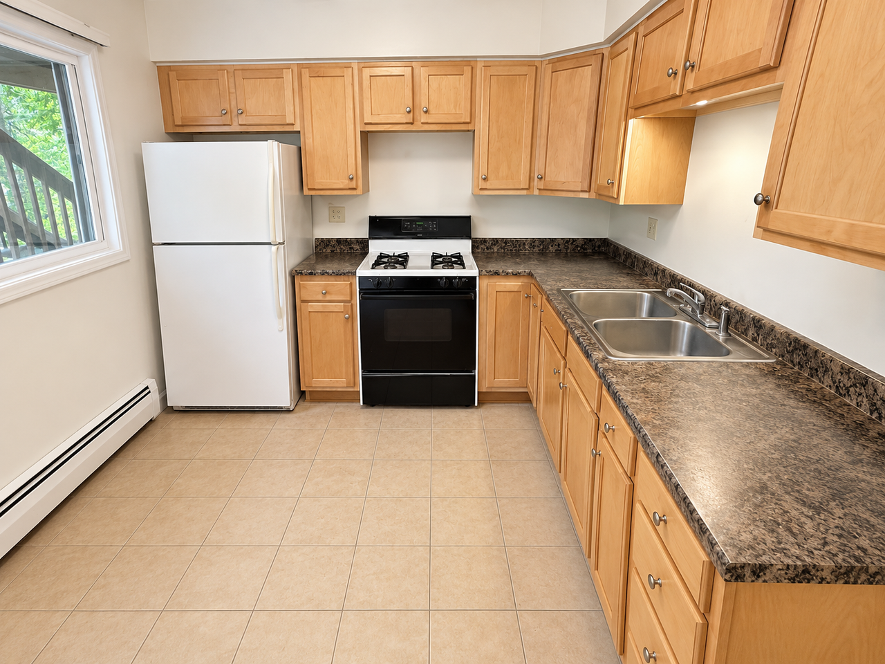 253 Lippincott Ln #2S - Photo 2 of 5